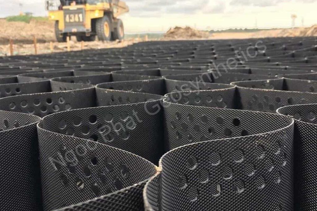 Geocell gia cố nền đường hiệu quả bền vững giá tốt