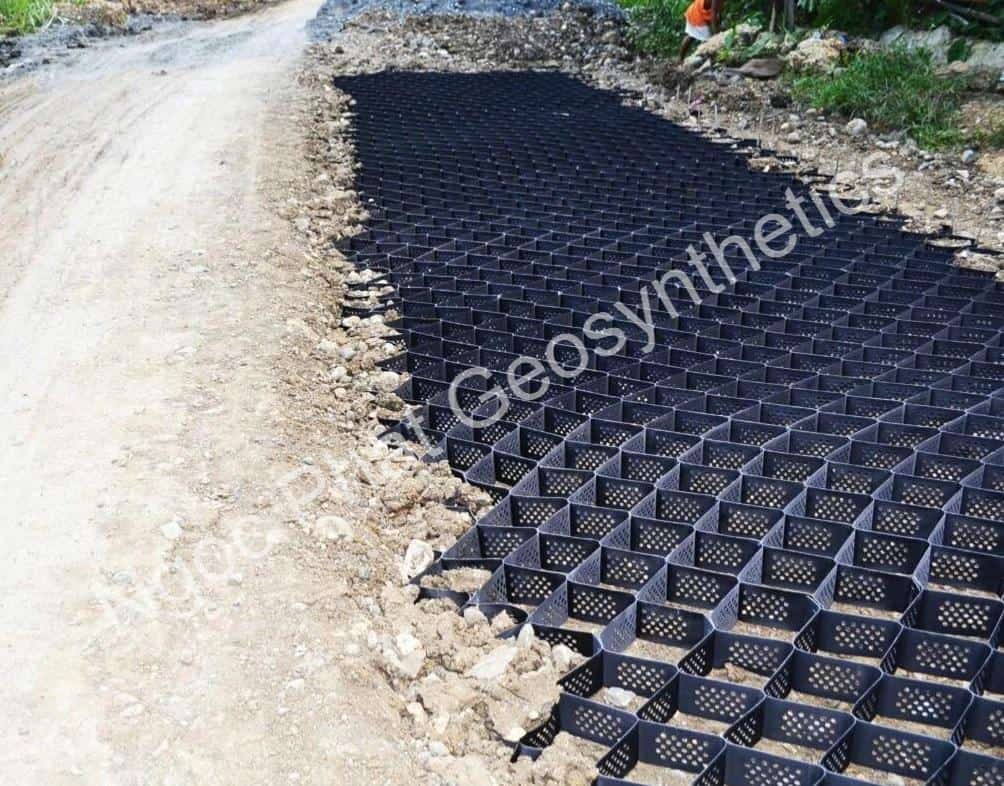 Neoweb 356-120 gồm các dải polymer cao cấp độ bền cao