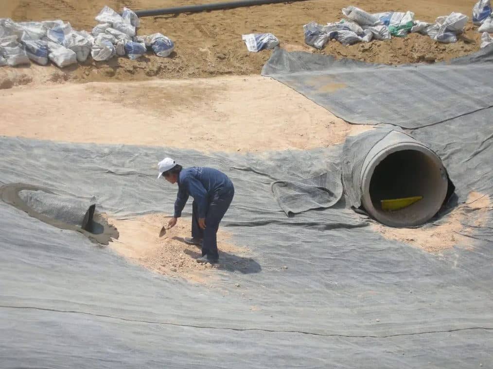 Màng sét gcl bentonite là vật liệu chuyên dụng để lót bãi chôn lấp rác thải
