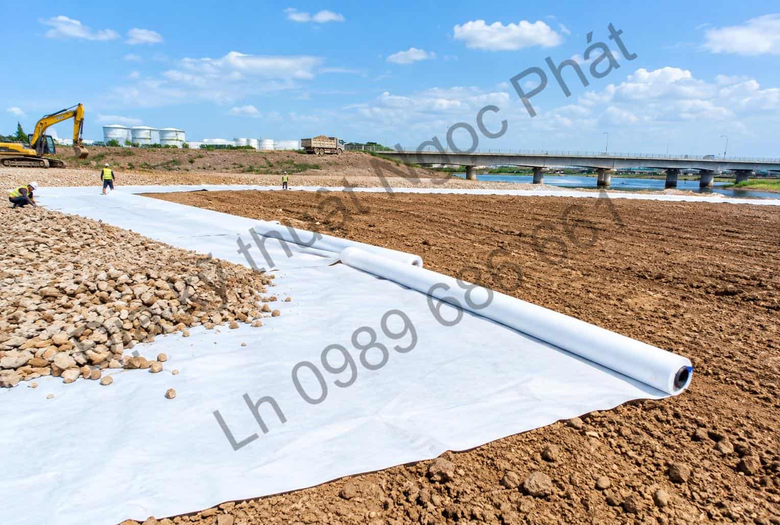 Vải địa kỹ thuật không dệt dùng phân cách vật liệu nền đường